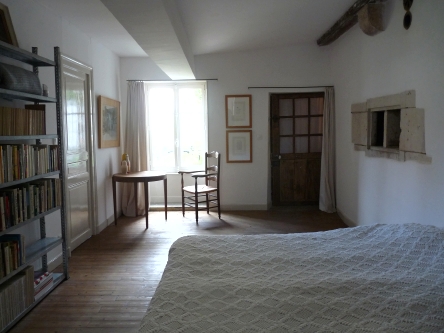 sitting sleeping room 2