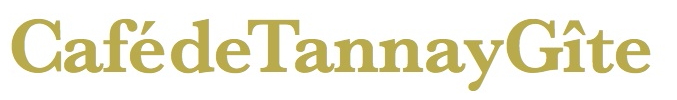 Café de Tannay banner gold